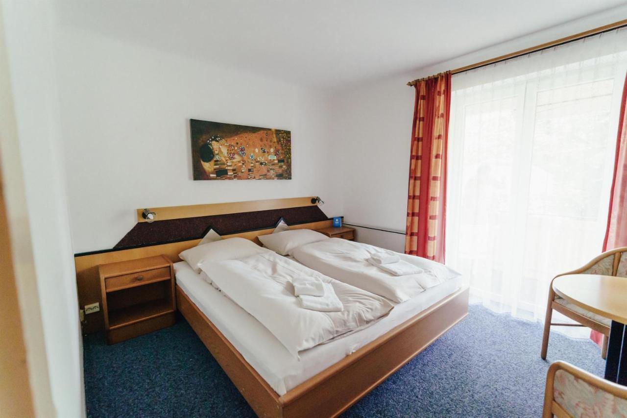 Gaestehaus Frank Otel Velden am Wörthersee Dış mekan fotoğraf