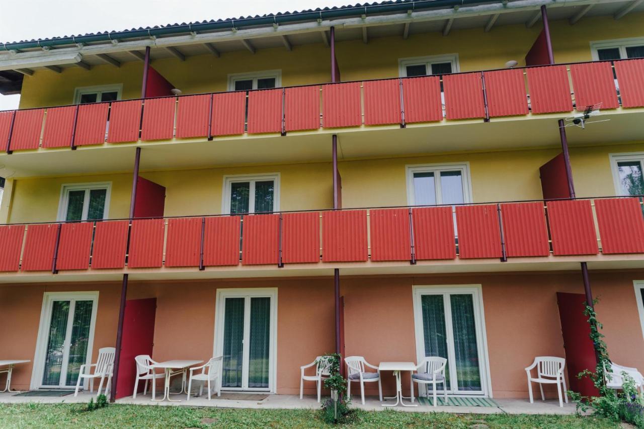 Gaestehaus Frank Otel Velden am Wörthersee Dış mekan fotoğraf