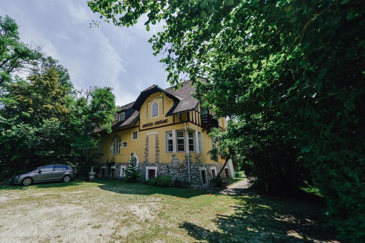 Gaestehaus Frank Otel Velden am Wörthersee Dış mekan fotoğraf