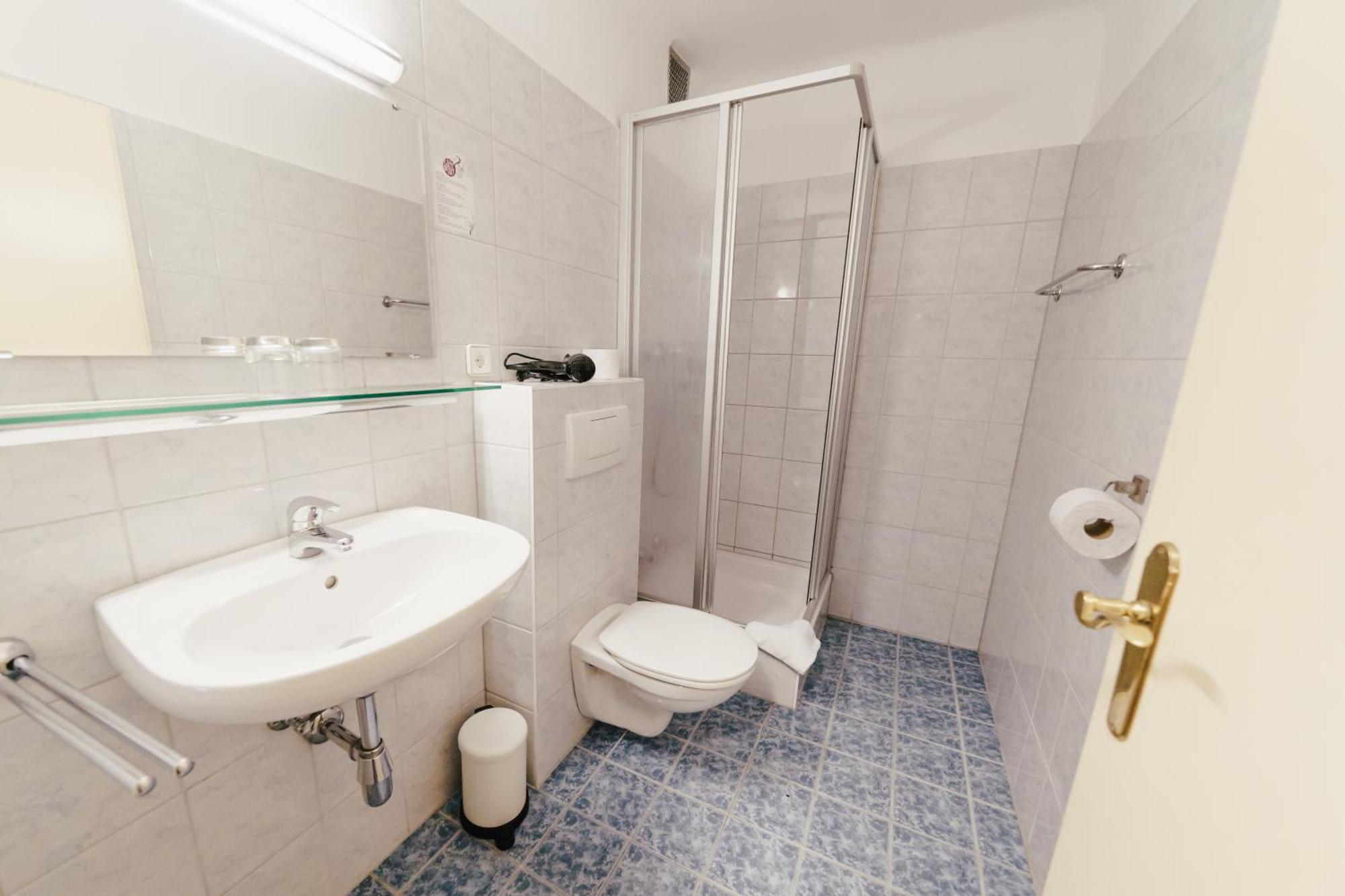 Gaestehaus Frank Otel Velden am Wörthersee Dış mekan fotoğraf